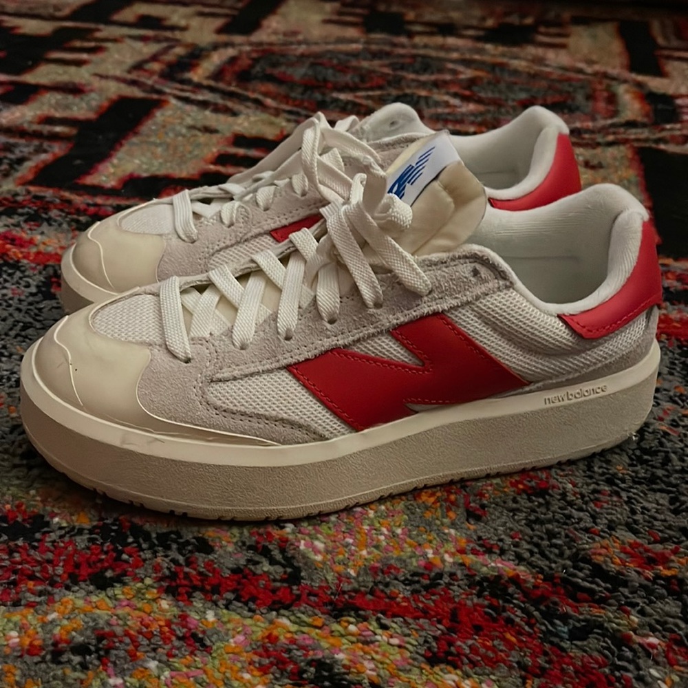 Mens 6.5 women’s 8 new balance ct302